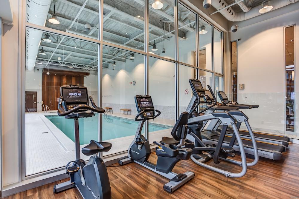 Otl Gouverneur Chicoutimi Buitenkant foto The gym at the hotel
